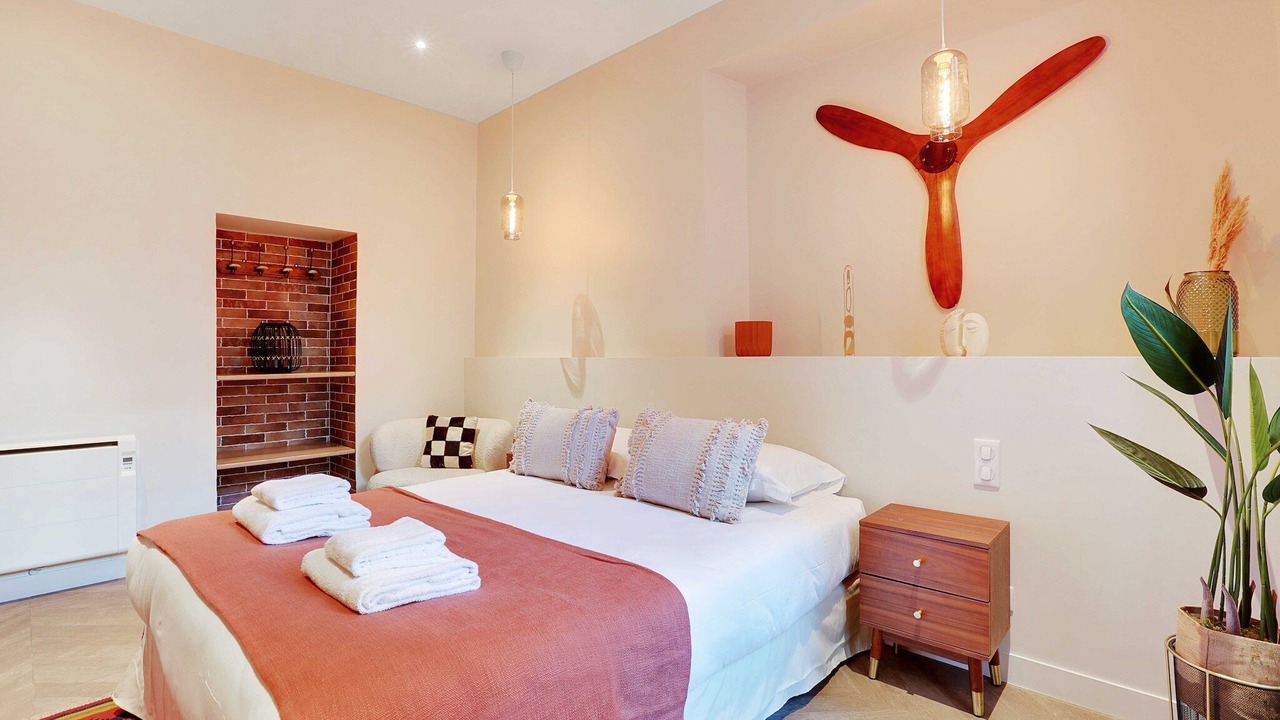 Photo of Bedroom in Porte-Saint-Martin