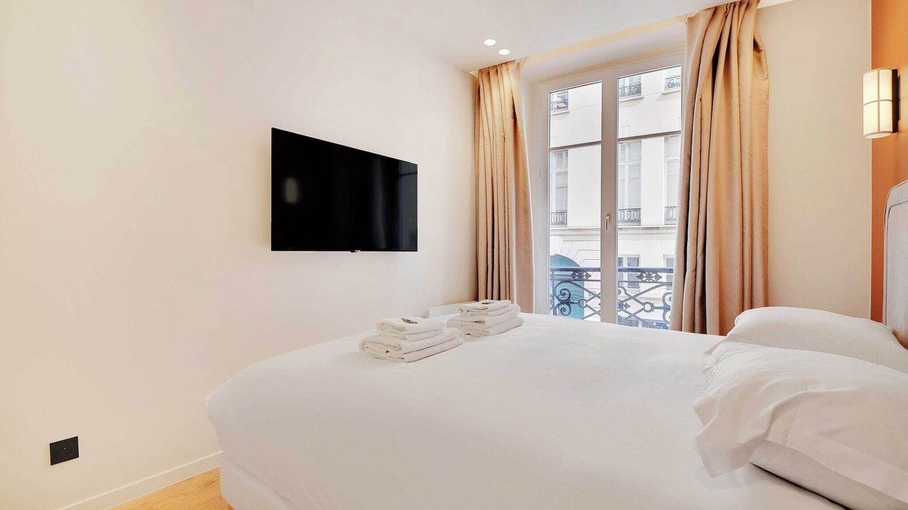 Photo of Bedroom in Quartier du Faubourg-Montmartre