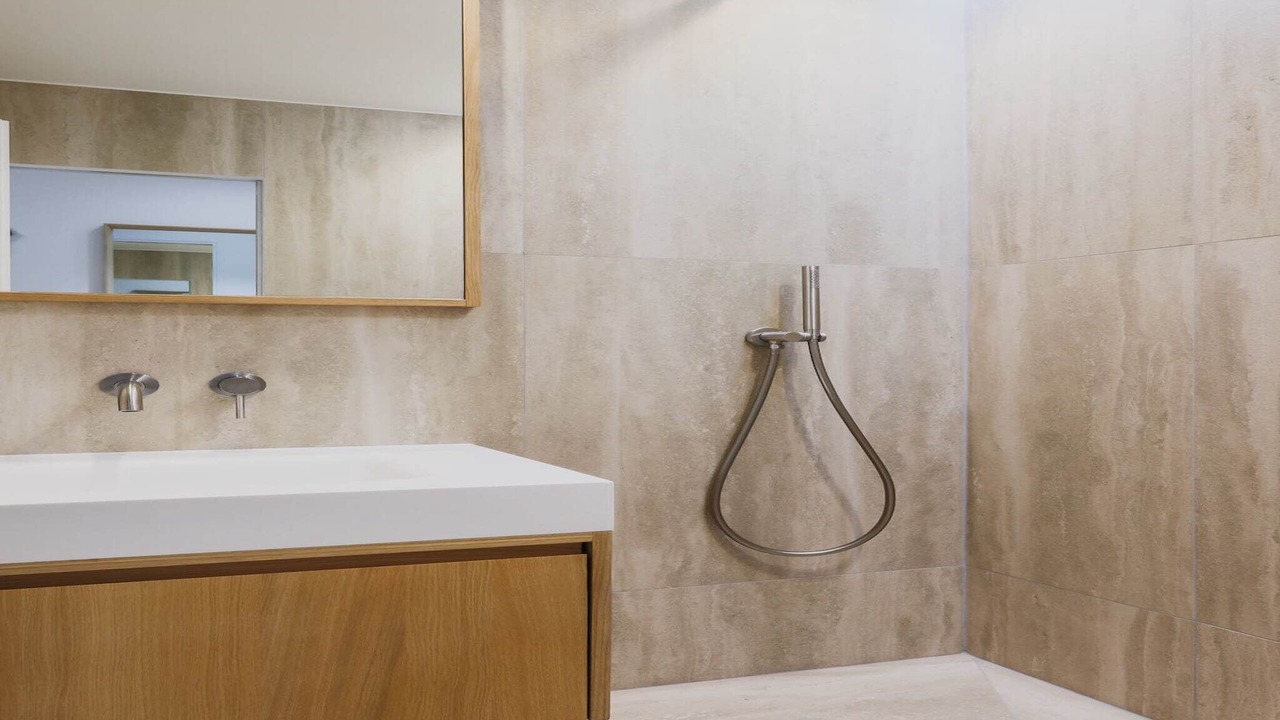 Photo of Bathroom in Porte-Dauphine