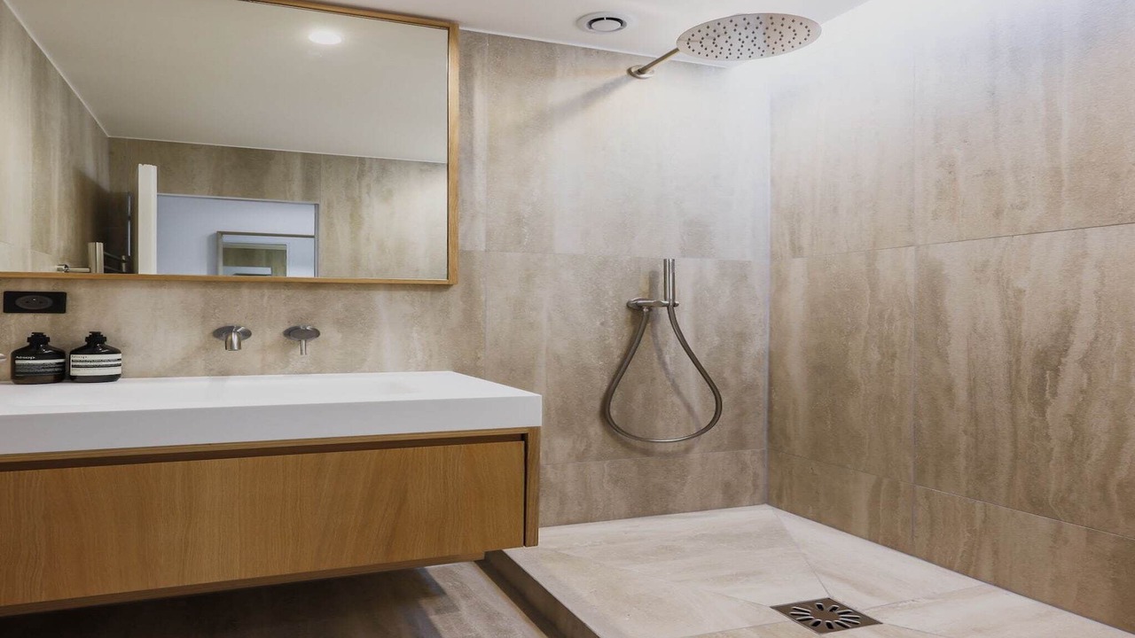 Photo of Bathroom in Porte-Dauphine