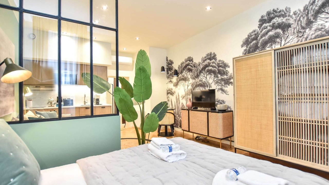 Photo of Bedroom in Saint-Thomas-d'Aquin