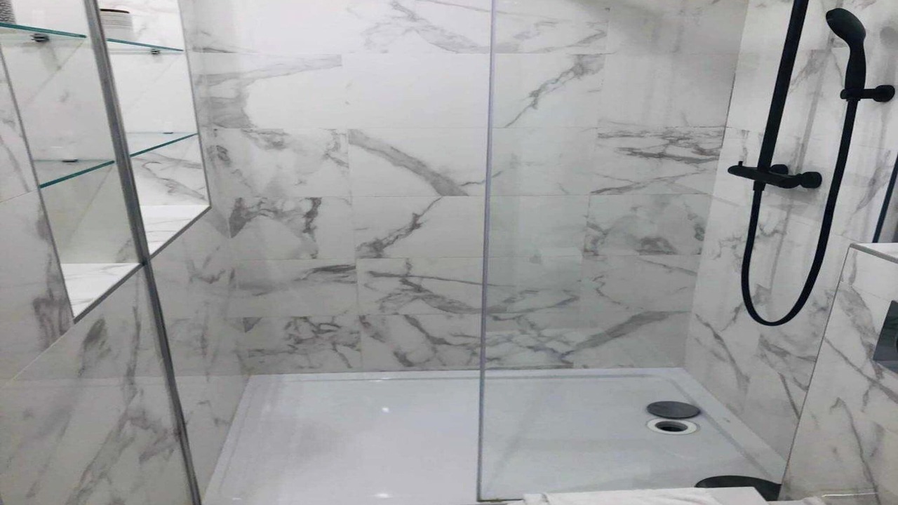 Photo of Bathroom in Quartier de la Folie-Mericourt