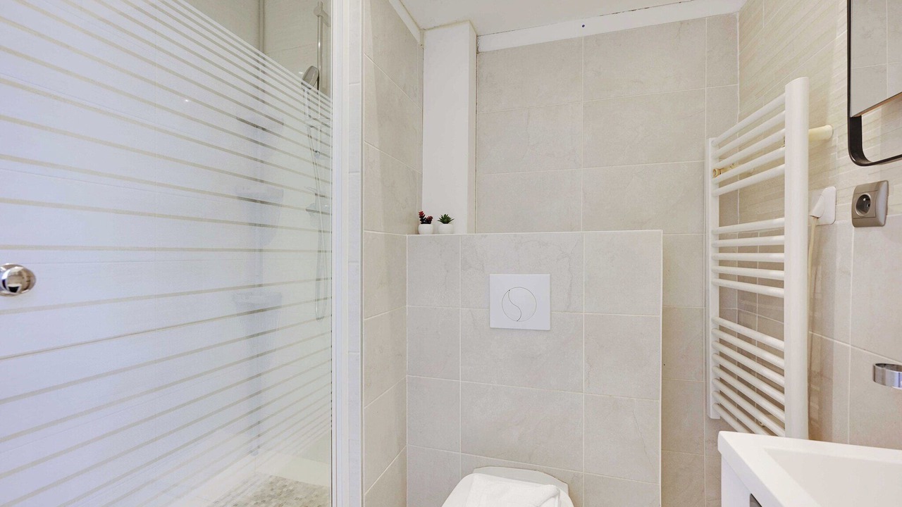 Photo of Bathroom in Gare