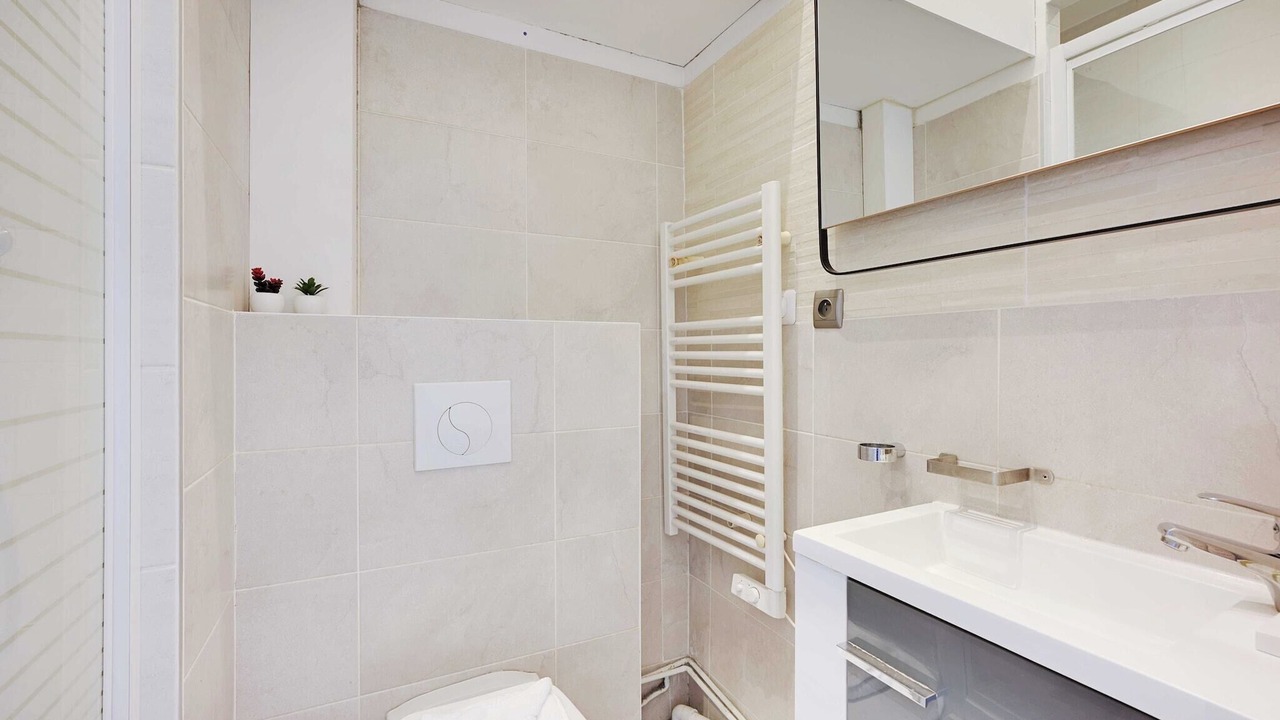 Photo of Bathroom in Gare