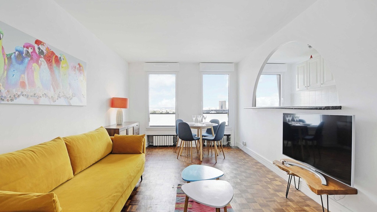 Photo of Livingroom in 19th Arrondissement