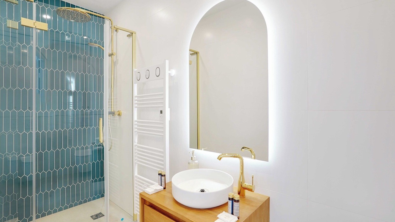 Photo of Bathroom in Montreuil