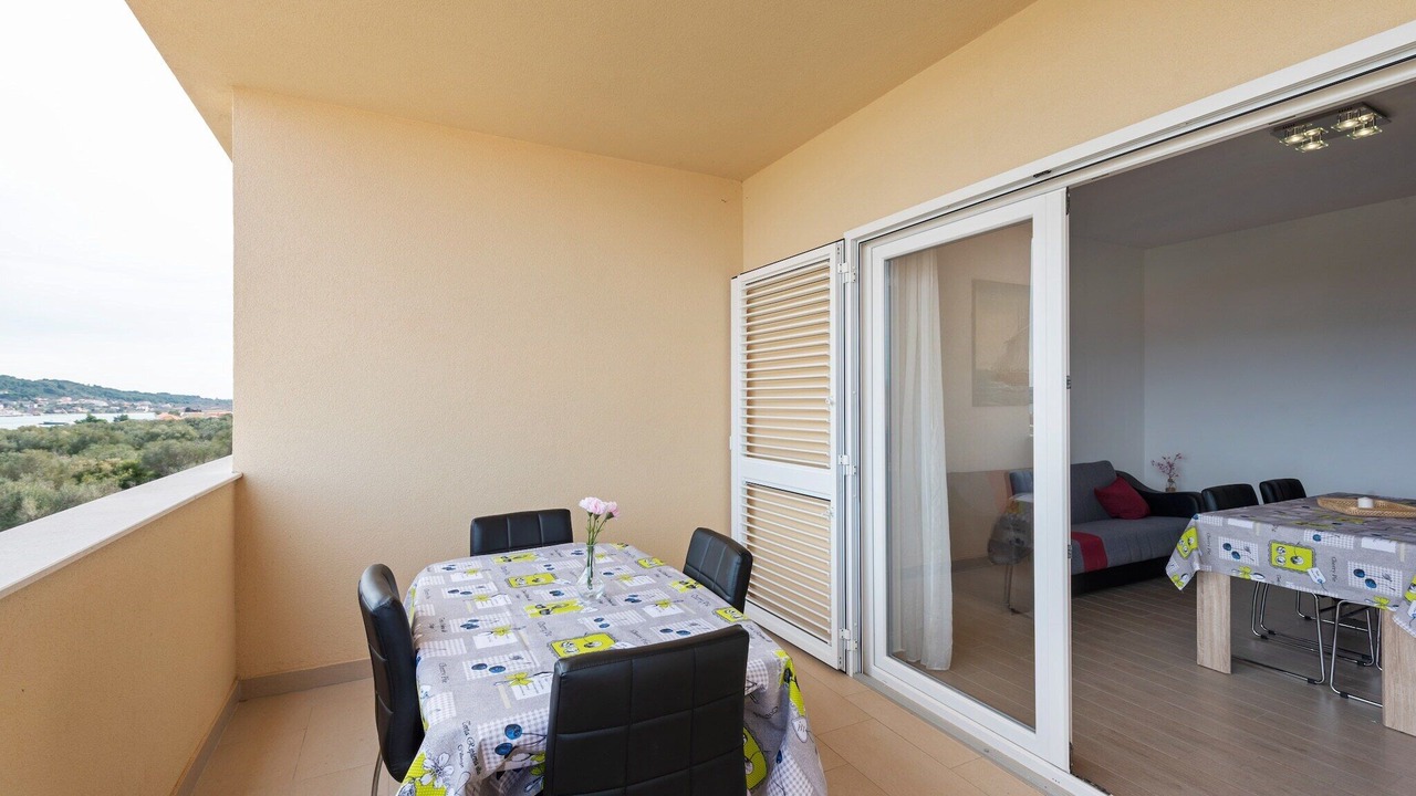 Photo of Patio Balcony in Nevidane