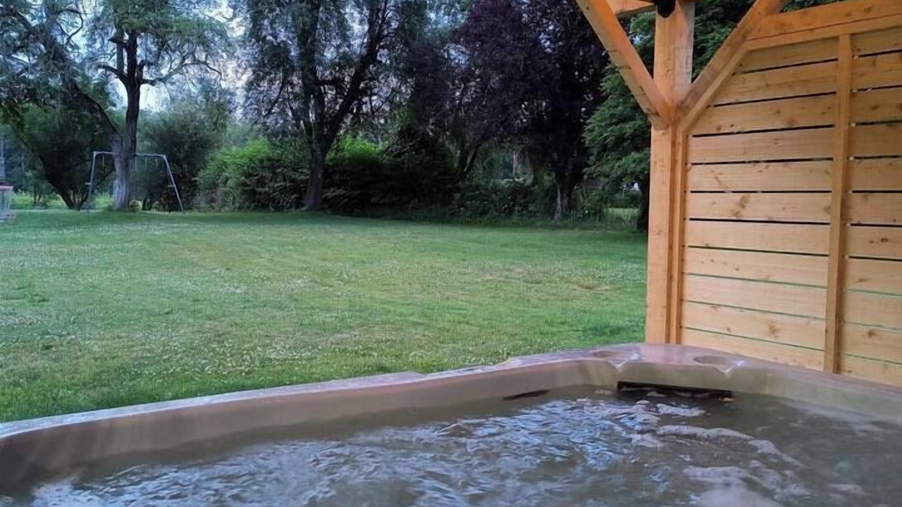 Photo of Outdoor in Monroe