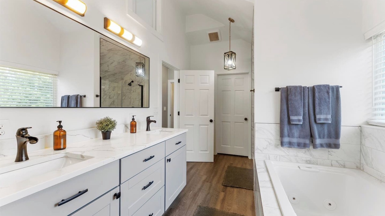 Photo of Bathroom in Monroe