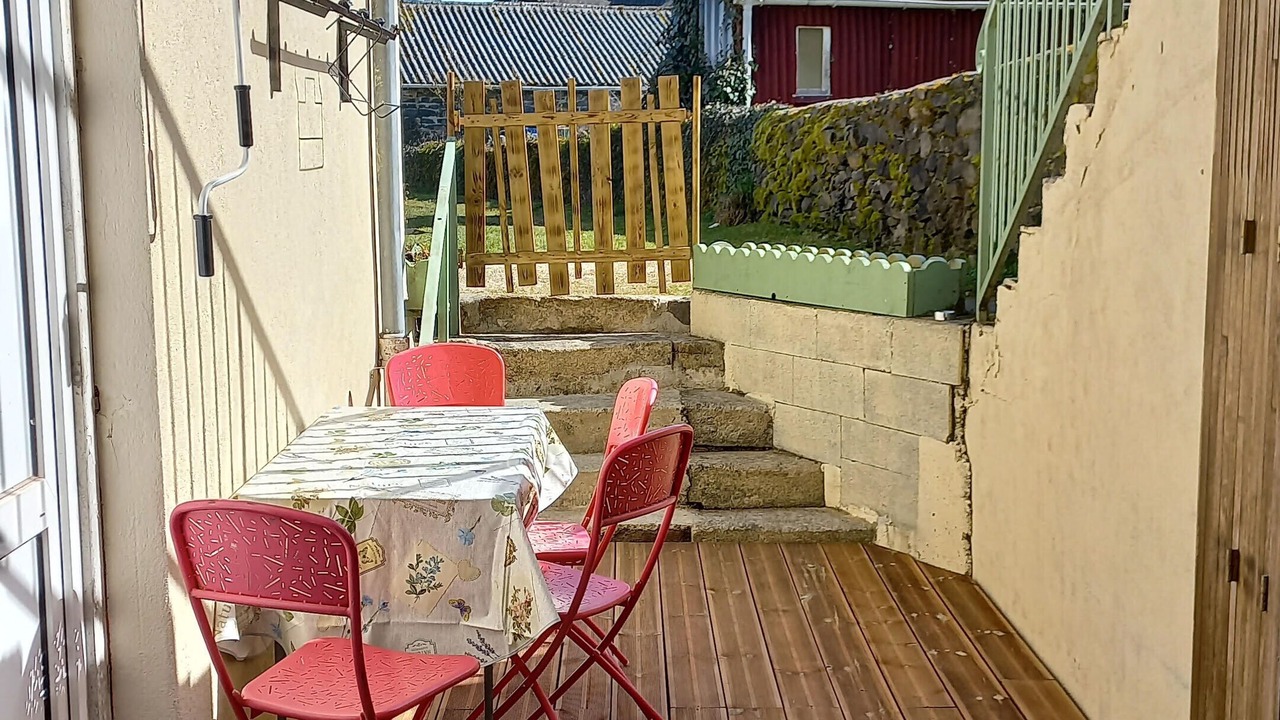 Photo of Outdoor in Pleaux