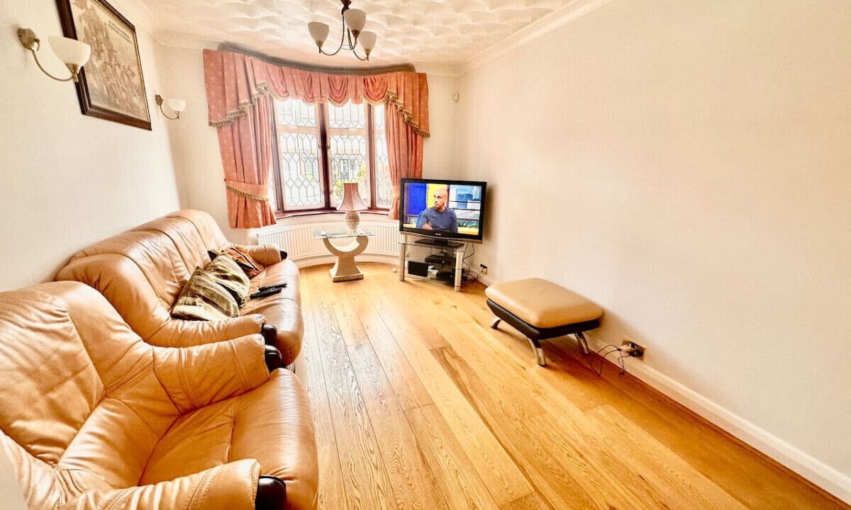 Photo of Livingroom in Sidcup