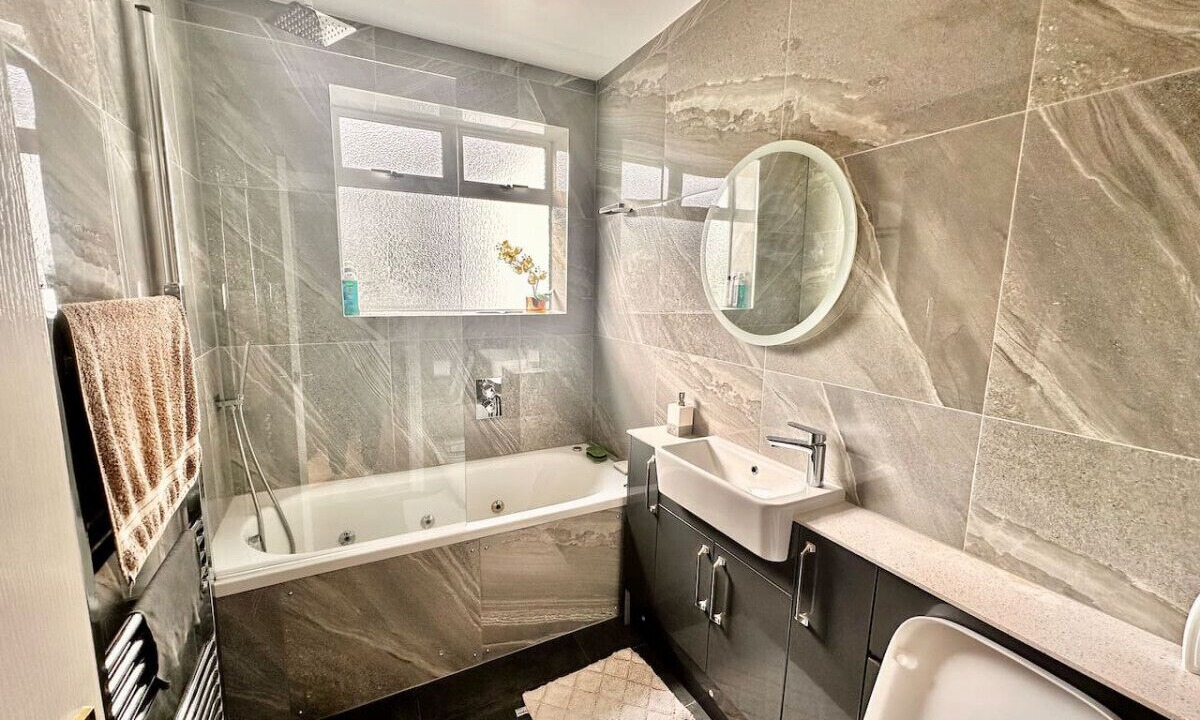 Photo of Bathroom in Sidcup