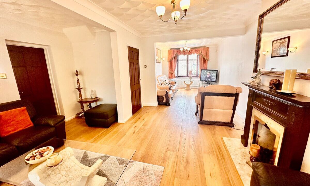 Photo of Livingroom in Sidcup