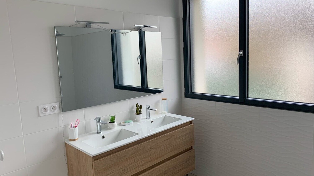 Photo of Bathroom in Pont des Demoiselles-Montaudran-La Terrasse