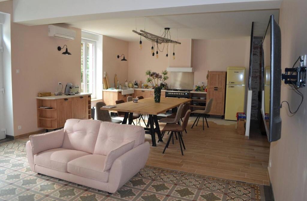 Photo of Others in Cremarest