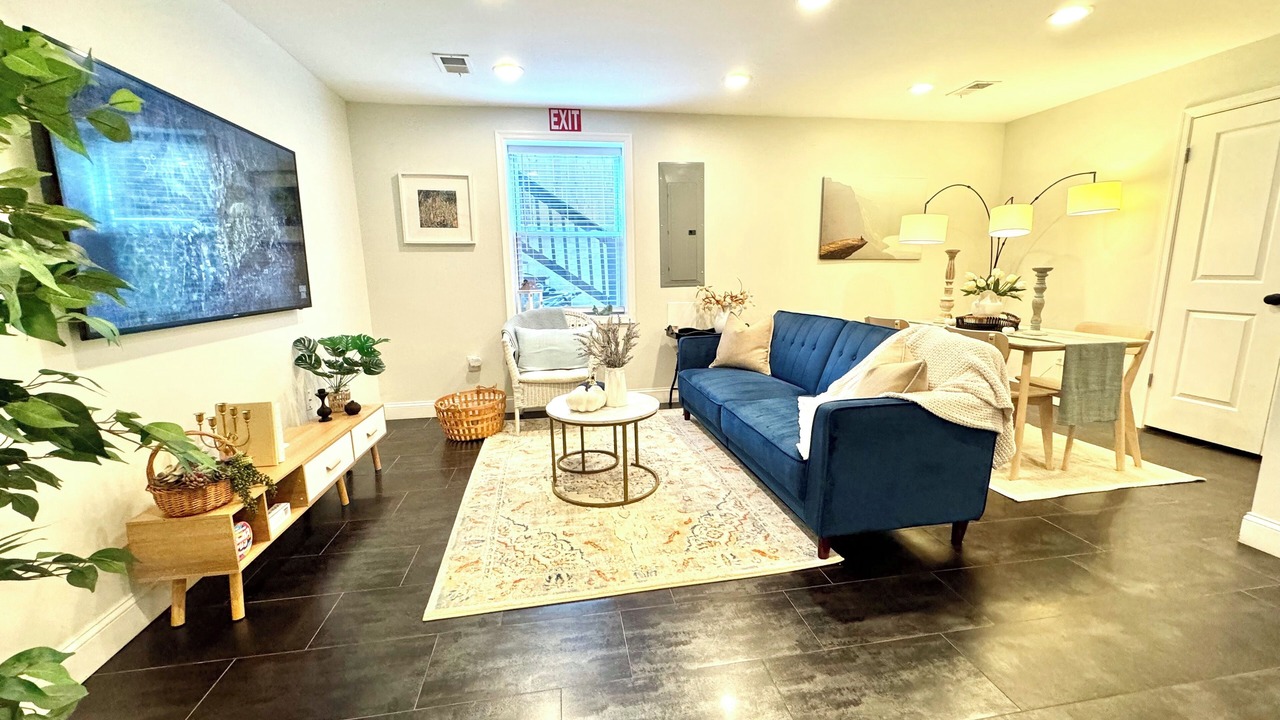Photo of Livingroom in Mount Rainier