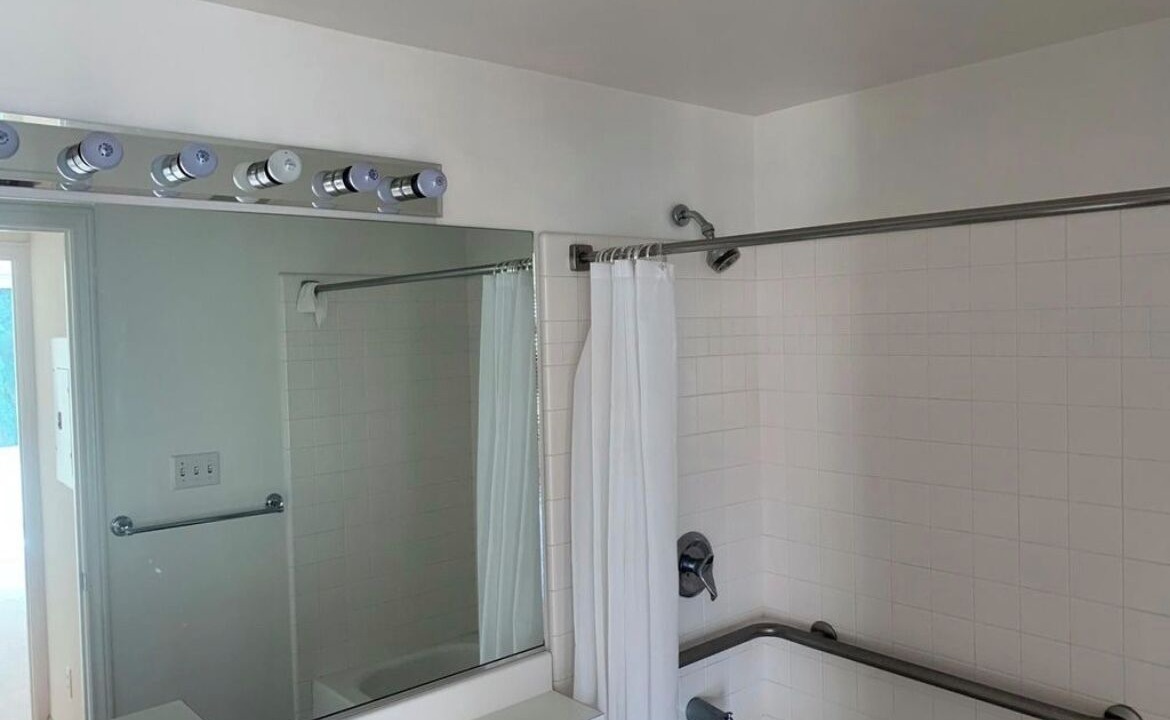 Photo of Bathroom in North Beach
