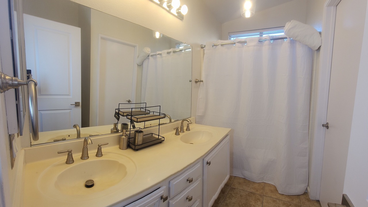 Photo of Bathroom in El Centro