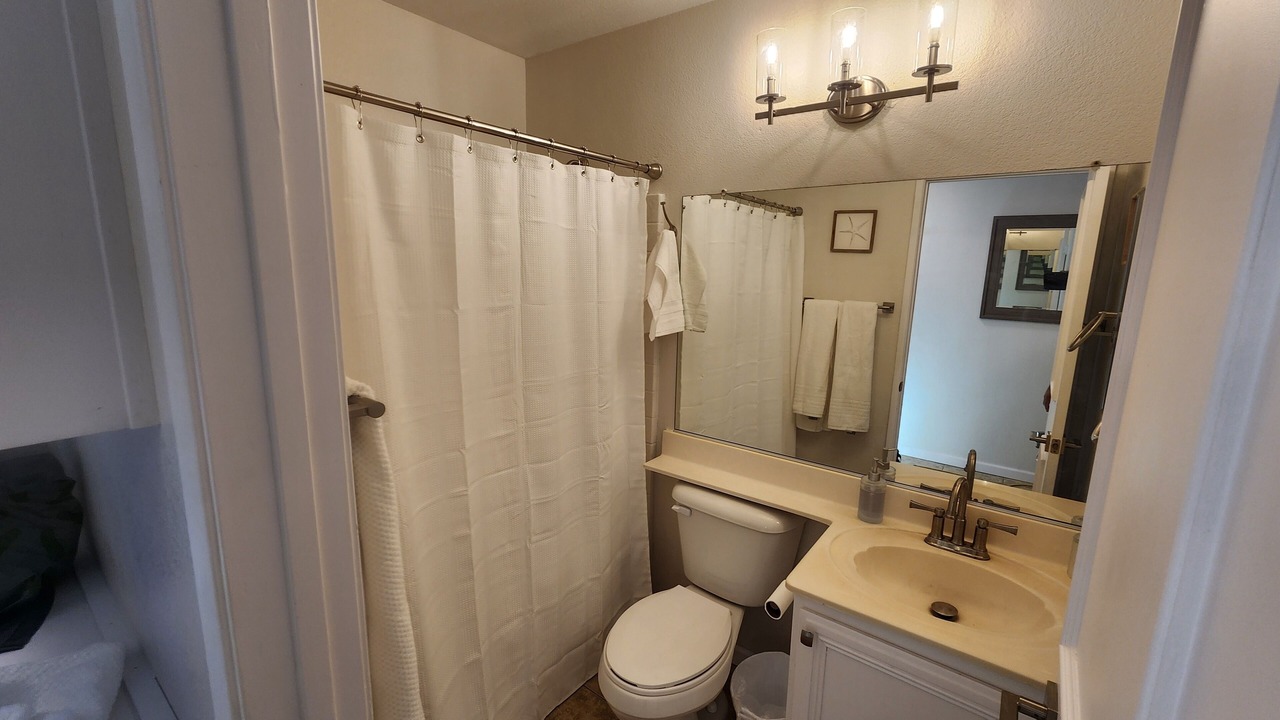 Photo of Bathroom in El Centro