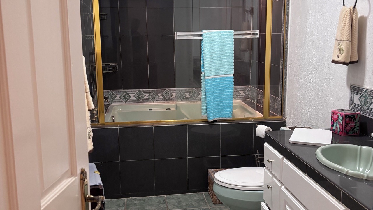 Photo of Bathroom in La Joya