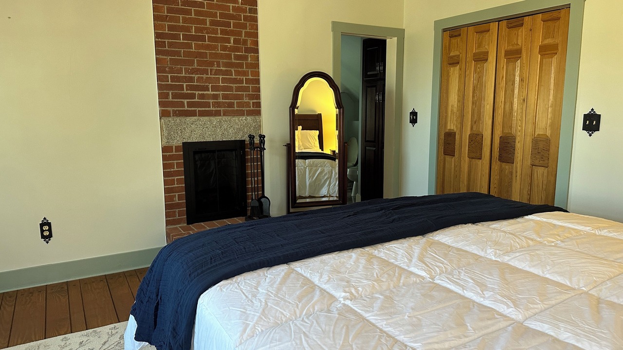 Photo of Bedroom in Collinsville