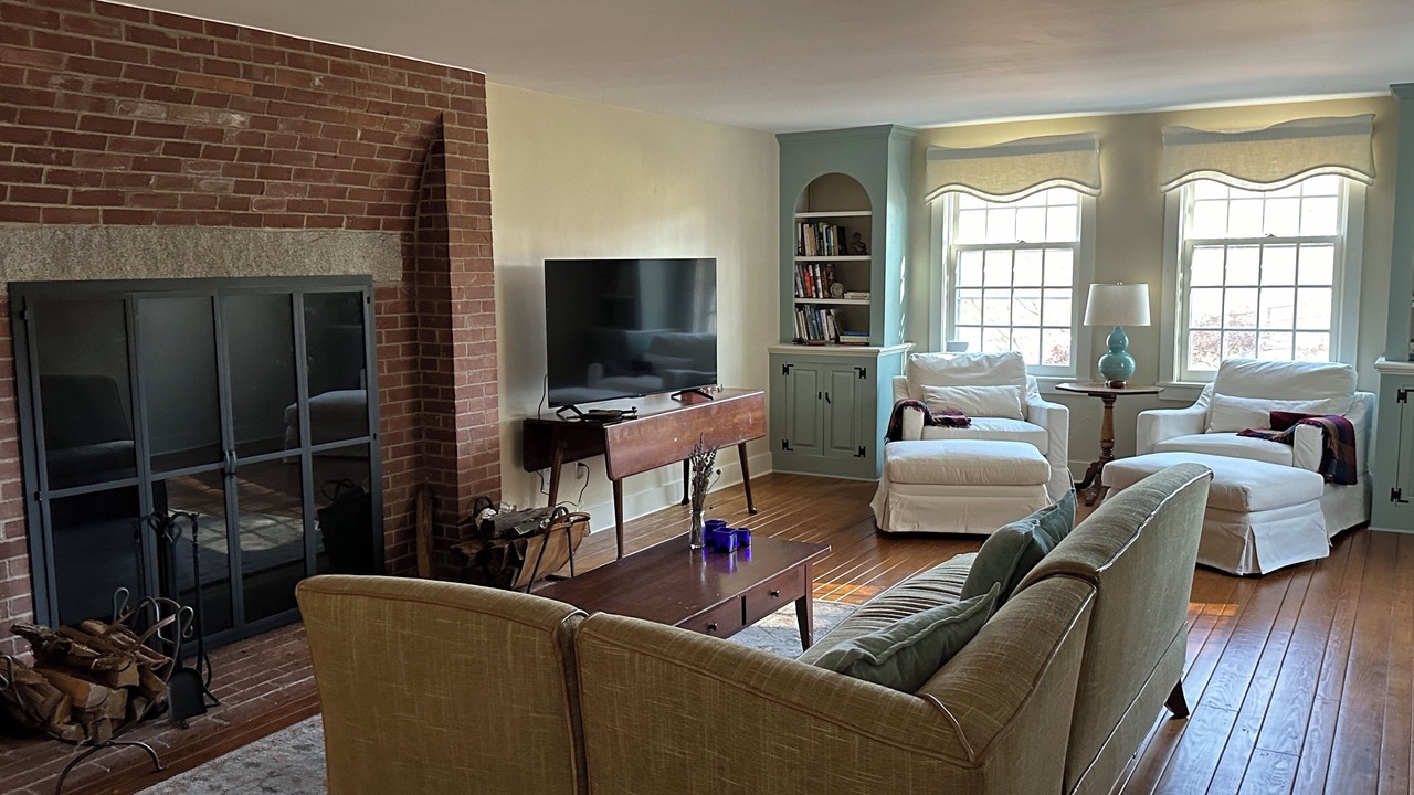 Photo of Livingroom in Collinsville