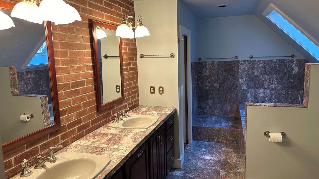 Photo of Bathroom in Collinsville