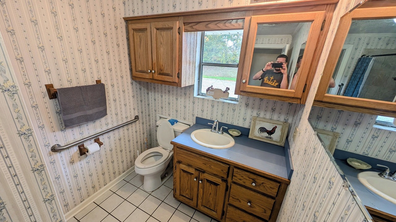 Photo of Bathroom in Roaring River