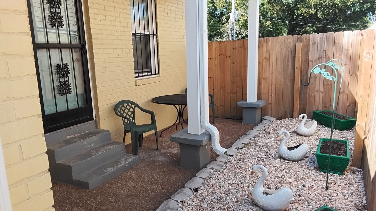 Photo of Patio Balcony in Vollintine-Evergreen