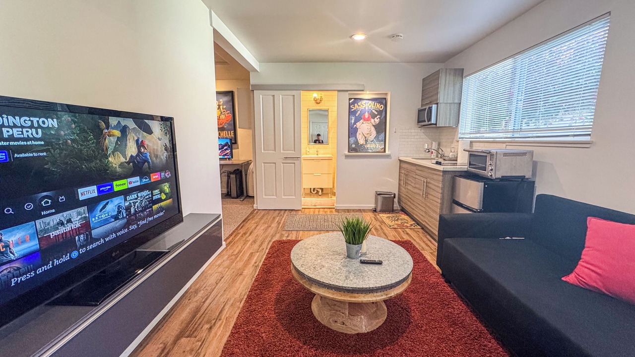 Photo of Livingroom in Lake City