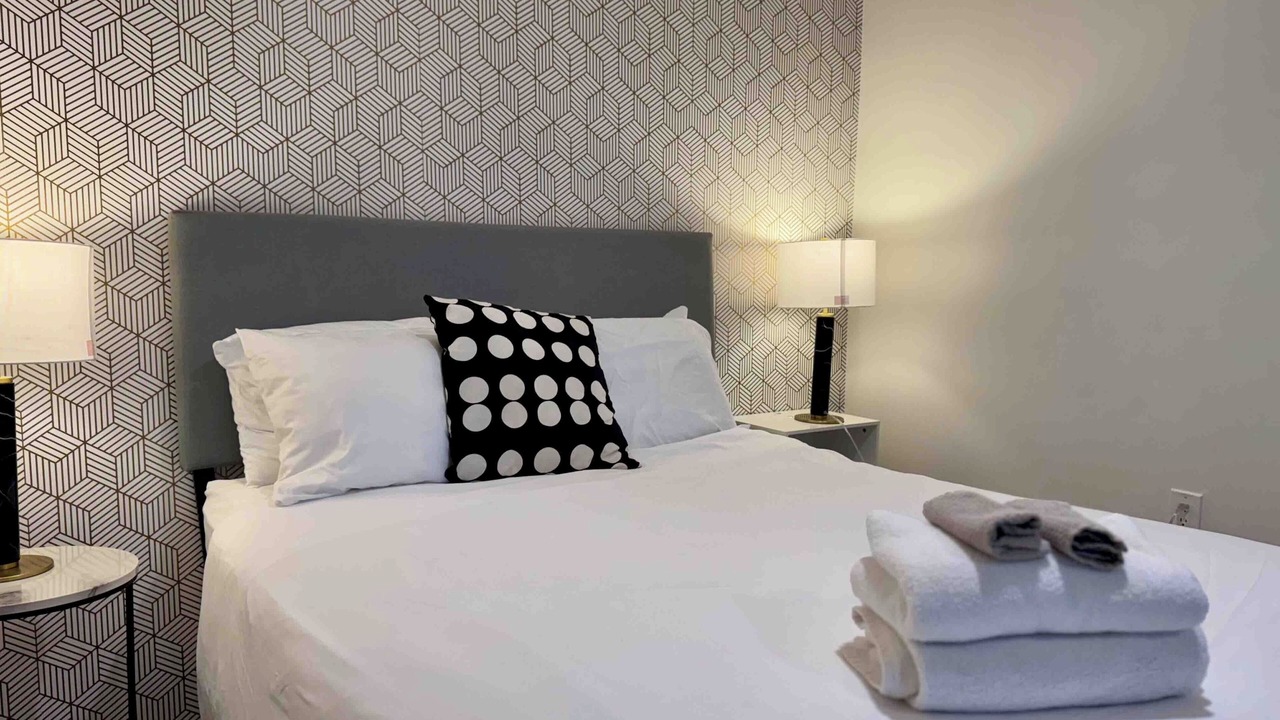 Photo of Bedroom in Lake City