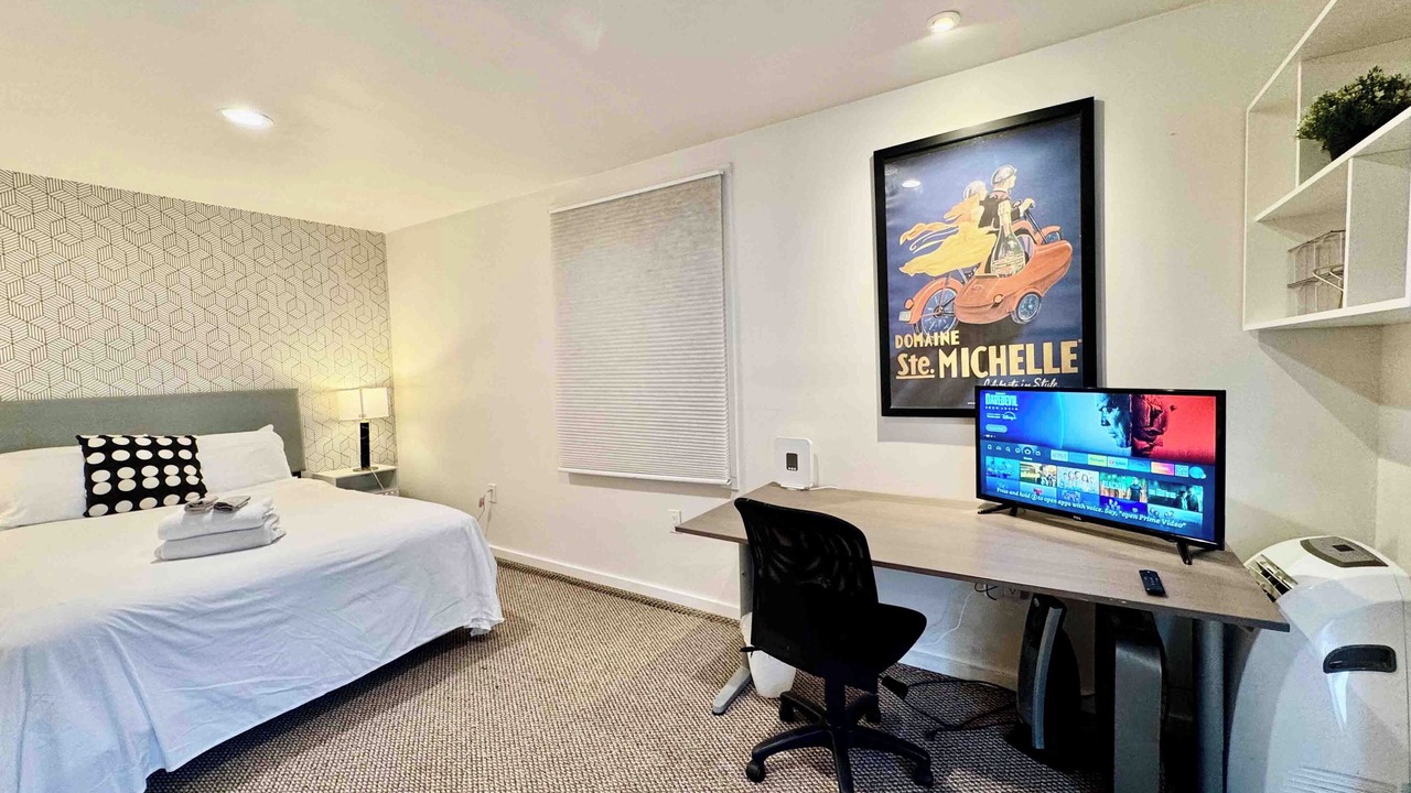 Photo of Bedroom in Lake City