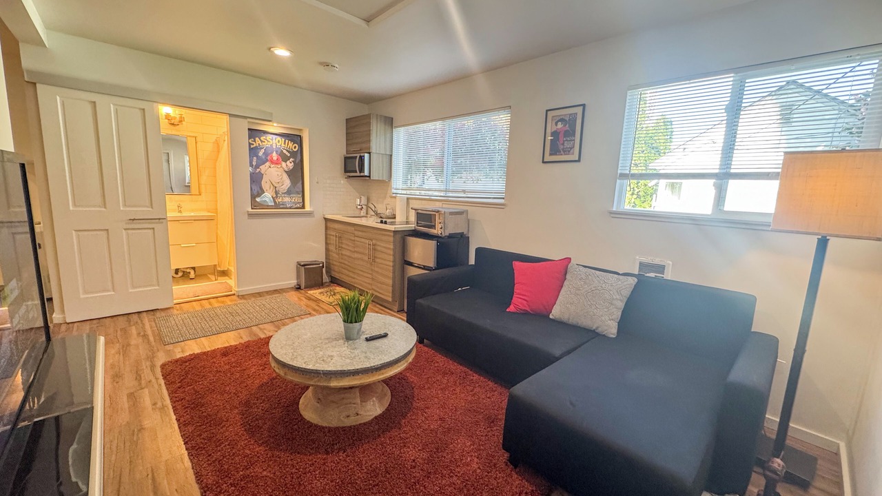 Photo of Livingroom in Lake City