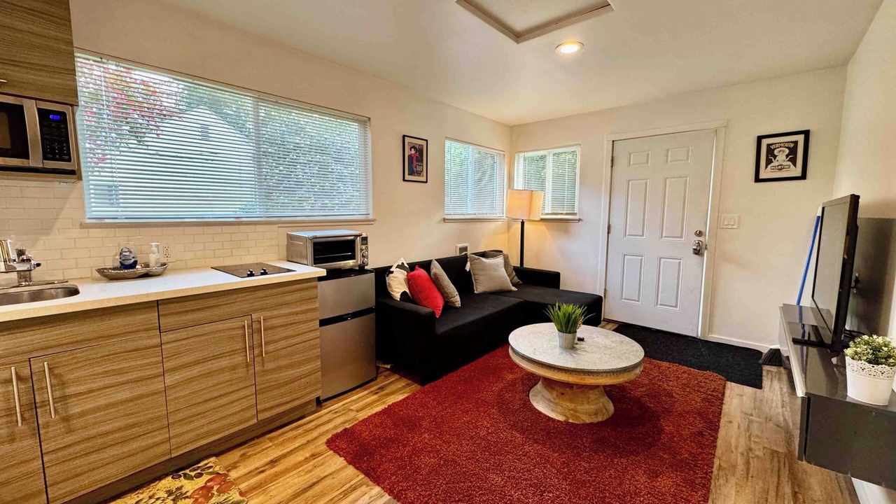 Photo of Livingroom in Lake City