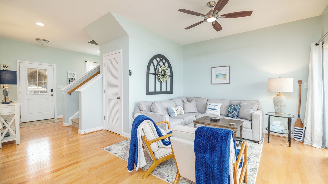 Photo of Livingroom in Littleton