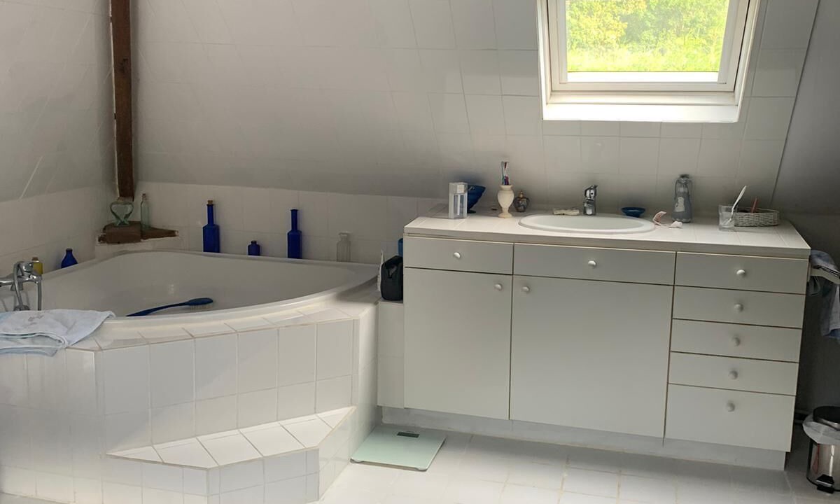 Photo of Bathroom in Saint-Riquier-es-Plains