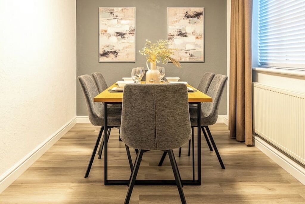 Photo of Others in Ridgeway