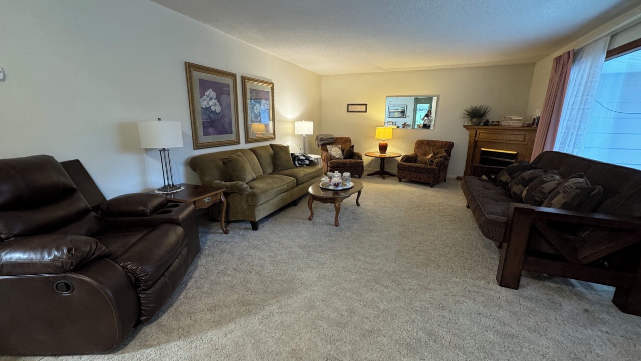Photo of Livingroom in Dawson