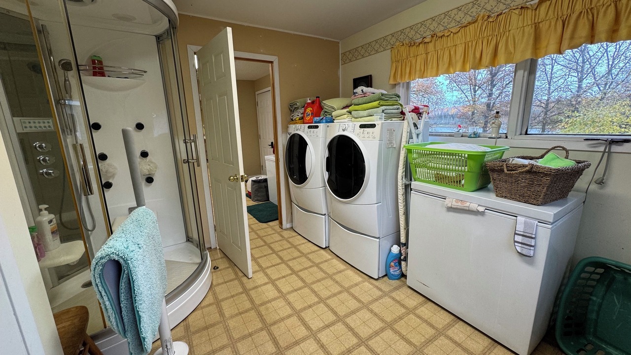 Photo of Bathroom in Dawson