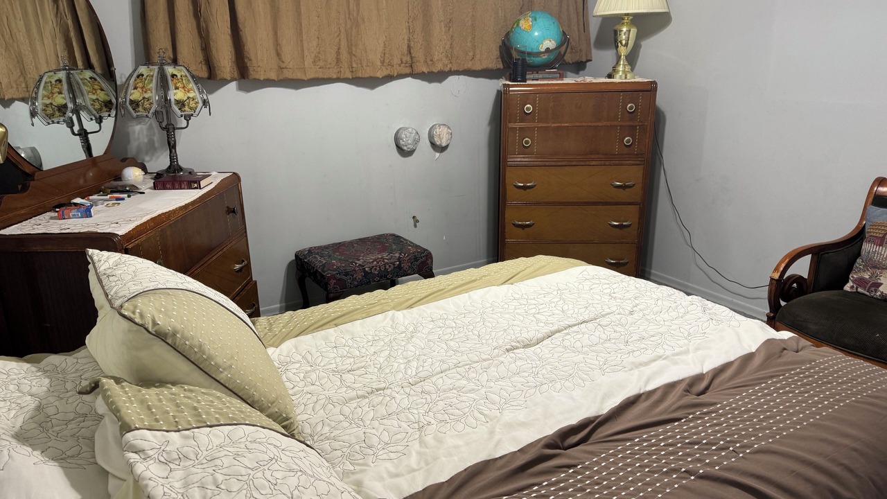 Photo of Bedroom in Dawson