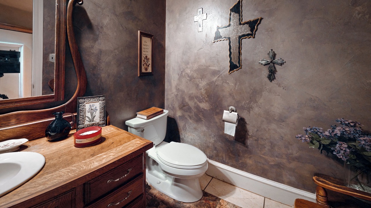 Photo of Bathroom in Elmo
