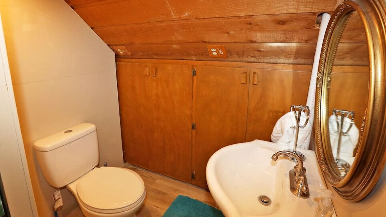 Photo of Bathroom in Canyon