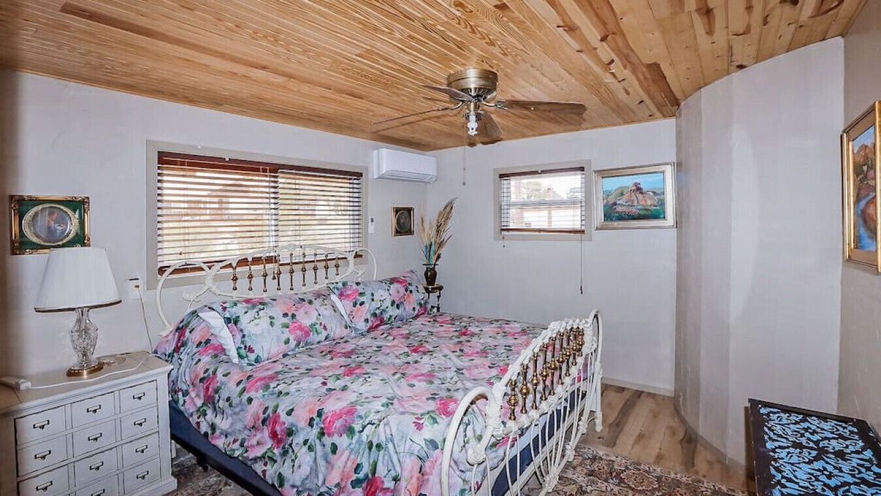 Photo of Bedroom in Canyon