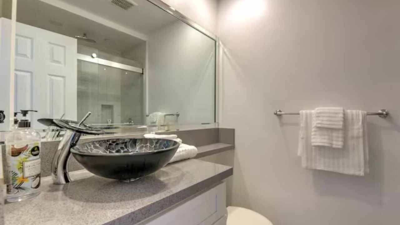 Photo of Bathroom in Central Mission Beach