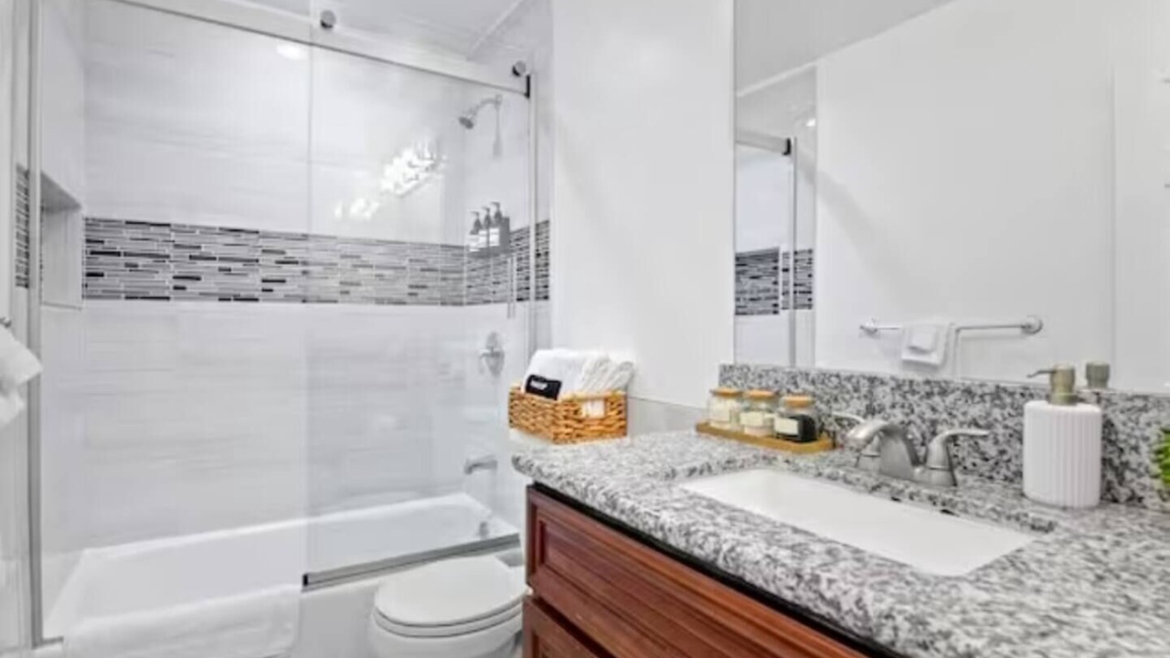 Photo of Bathroom in Central Mission Beach