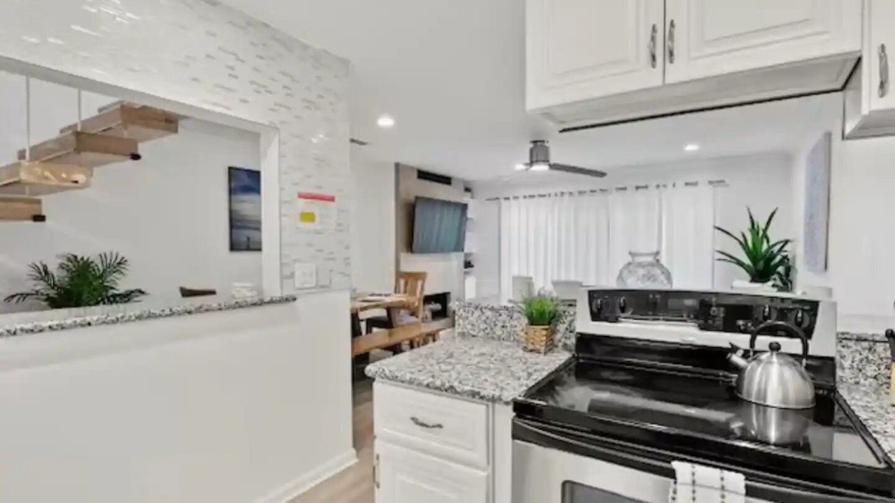 Photo of Kitchen in Central Mission Beach