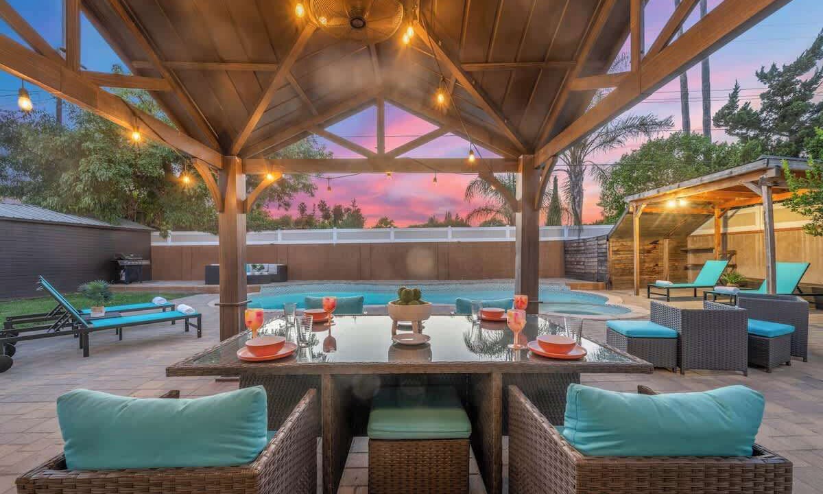 Photo of Outdoor in Northridge