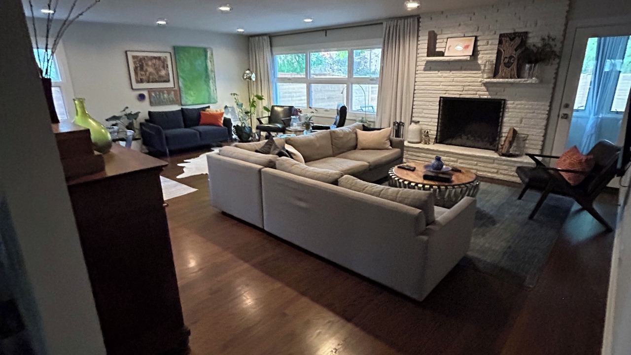 Photo of Livingroom in La Grange