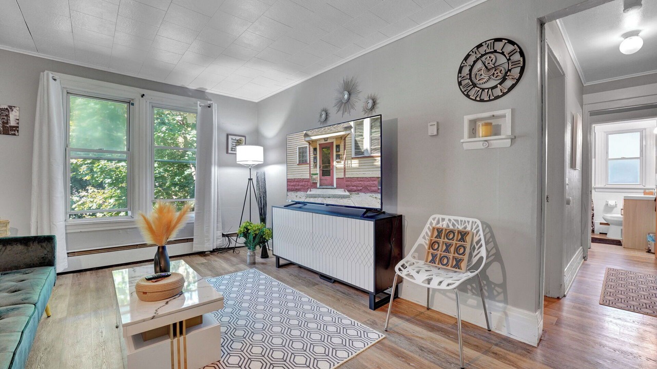 Photo of Livingroom in Rochester