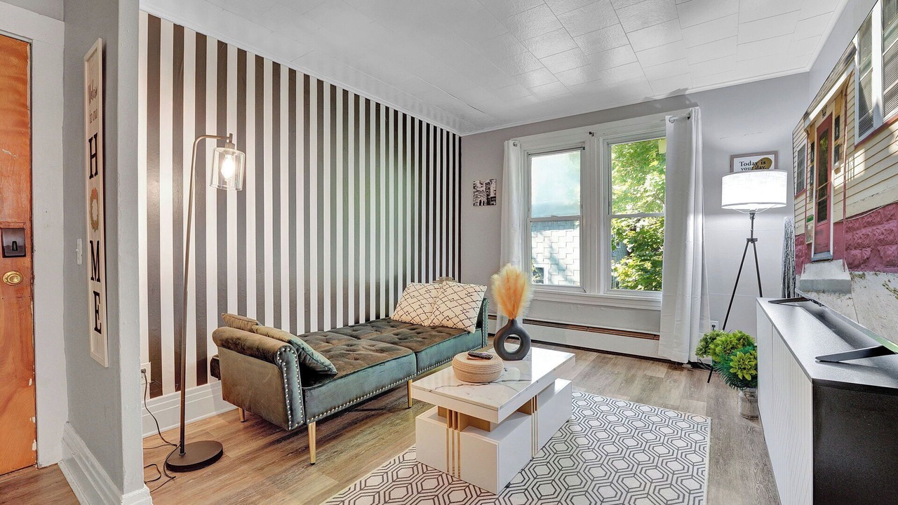 Photo of Livingroom in Rochester